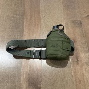 MILITARY WATER CANTEEN W/Cup AND COVER With Pistol Release Belt USA Army